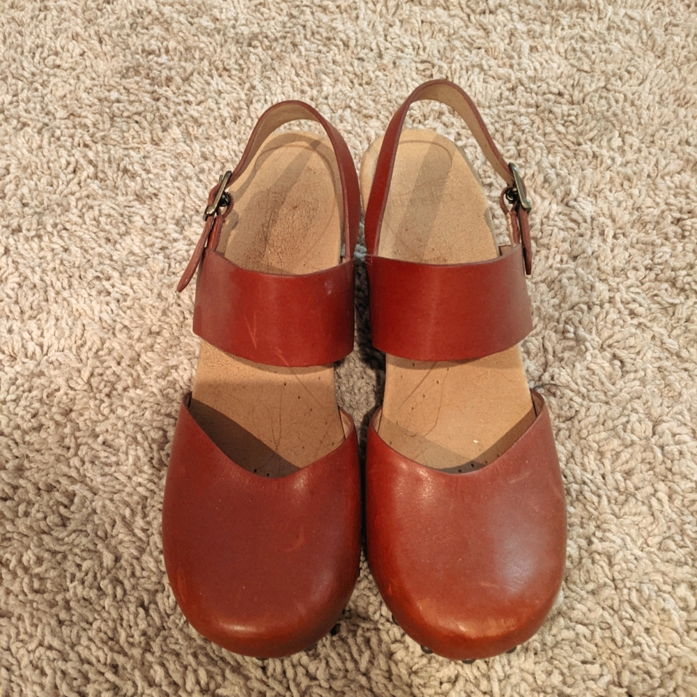 Dansko Clogs 39